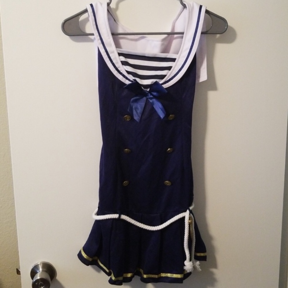 Sailor costume!